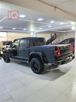 جيب جلاديتور